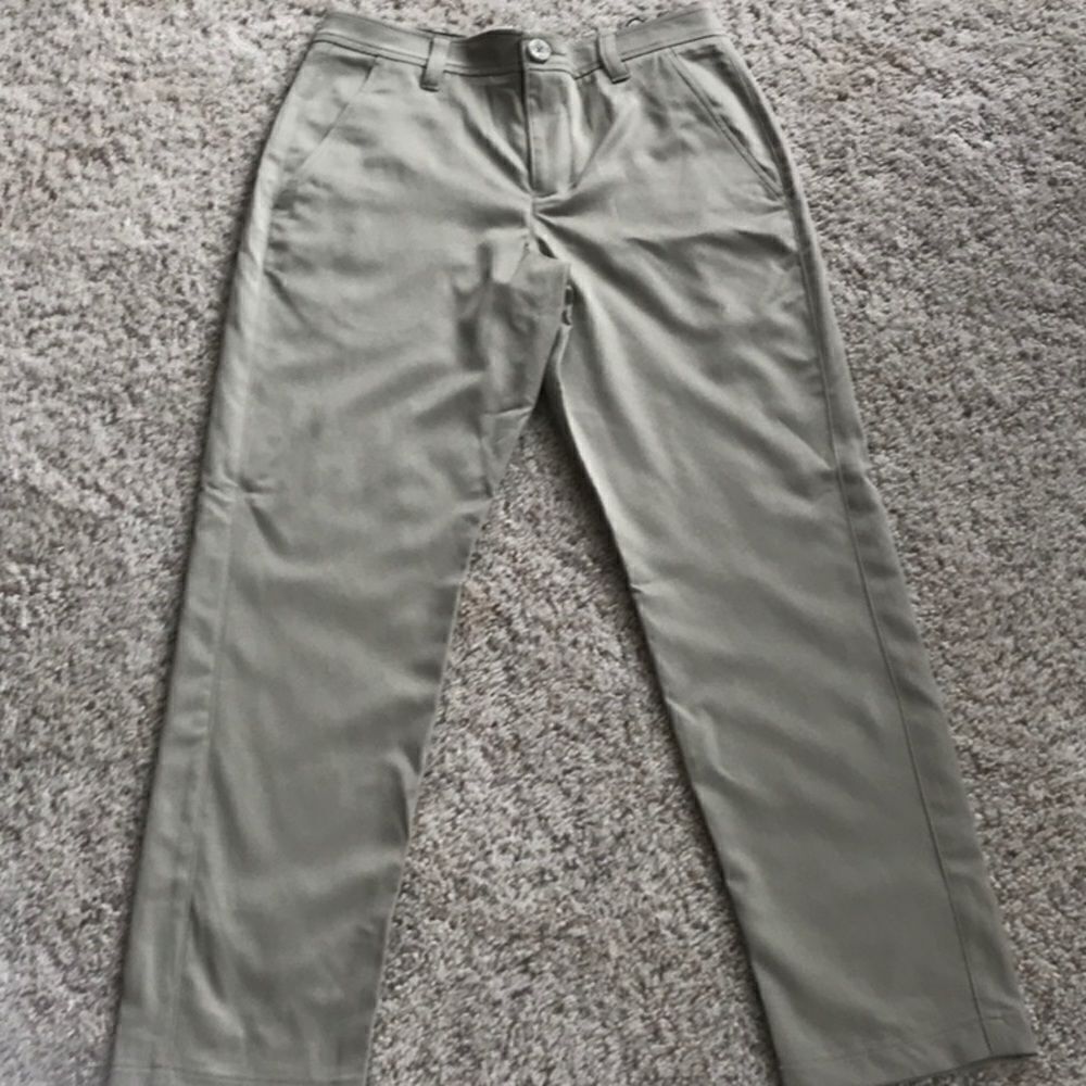 👖 NWT Kids Under Armour Size 14 Pants 👖!